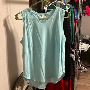 Brand new lululemon tank top (never worn)